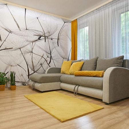 Sunlight Bronze - Szeged Apartment Luaran gambar