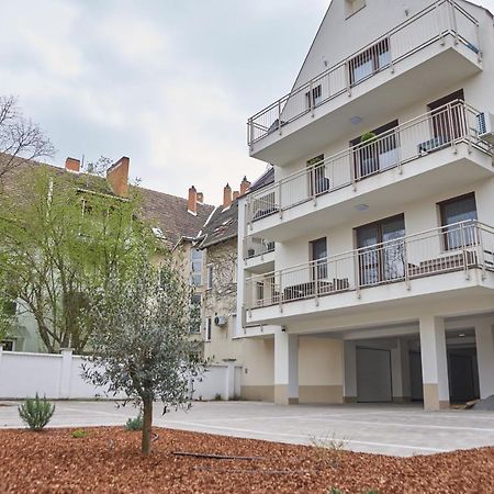 Sunlight Bronze - Szeged Apartment Luaran gambar