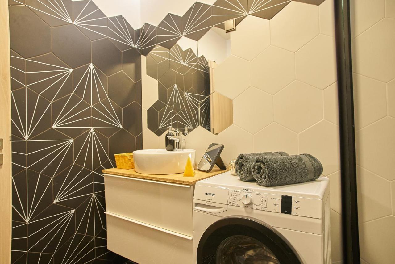 Sunlight Bronze - Szeged Apartment Luaran gambar