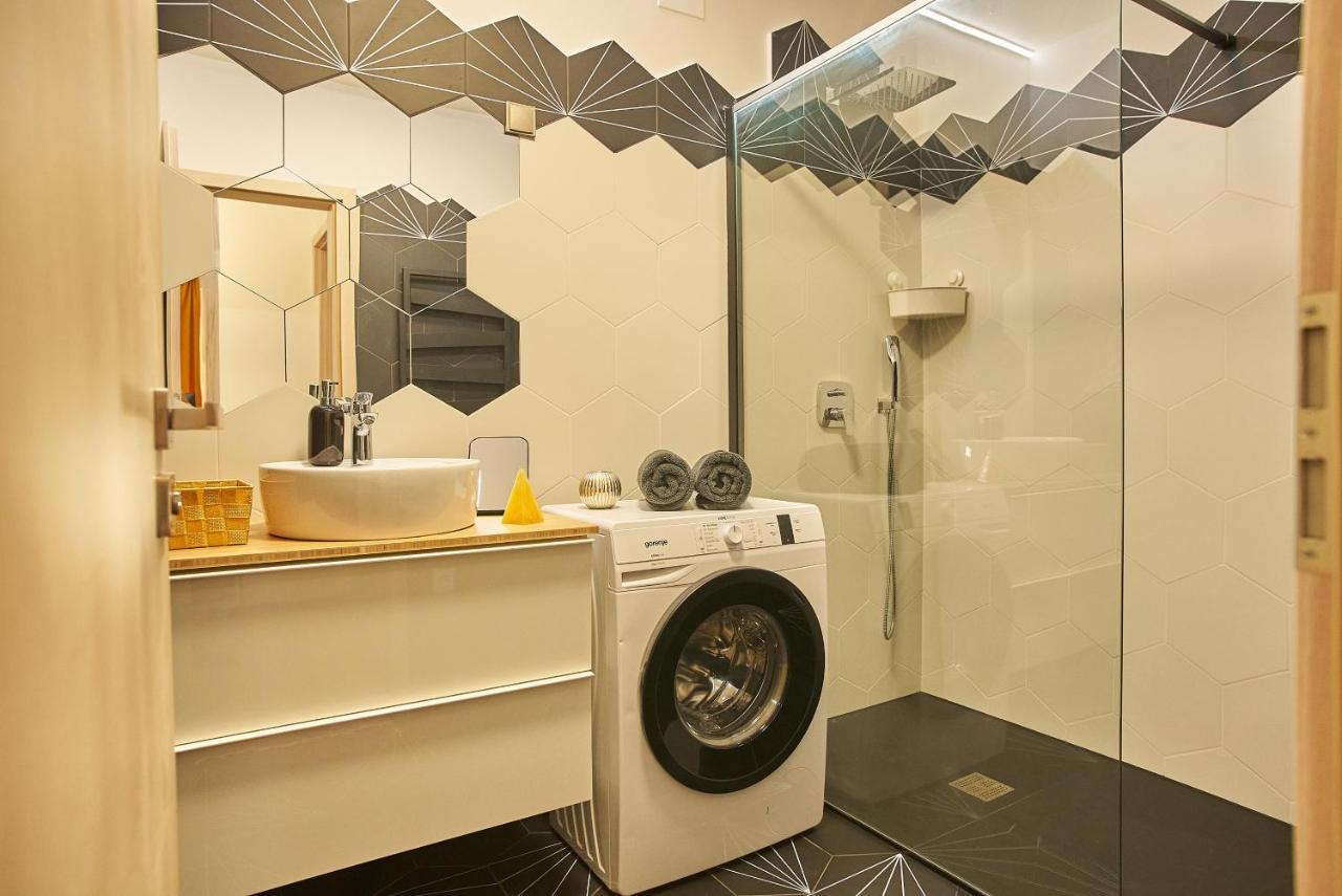Sunlight Bronze - Szeged Apartment Luaran gambar